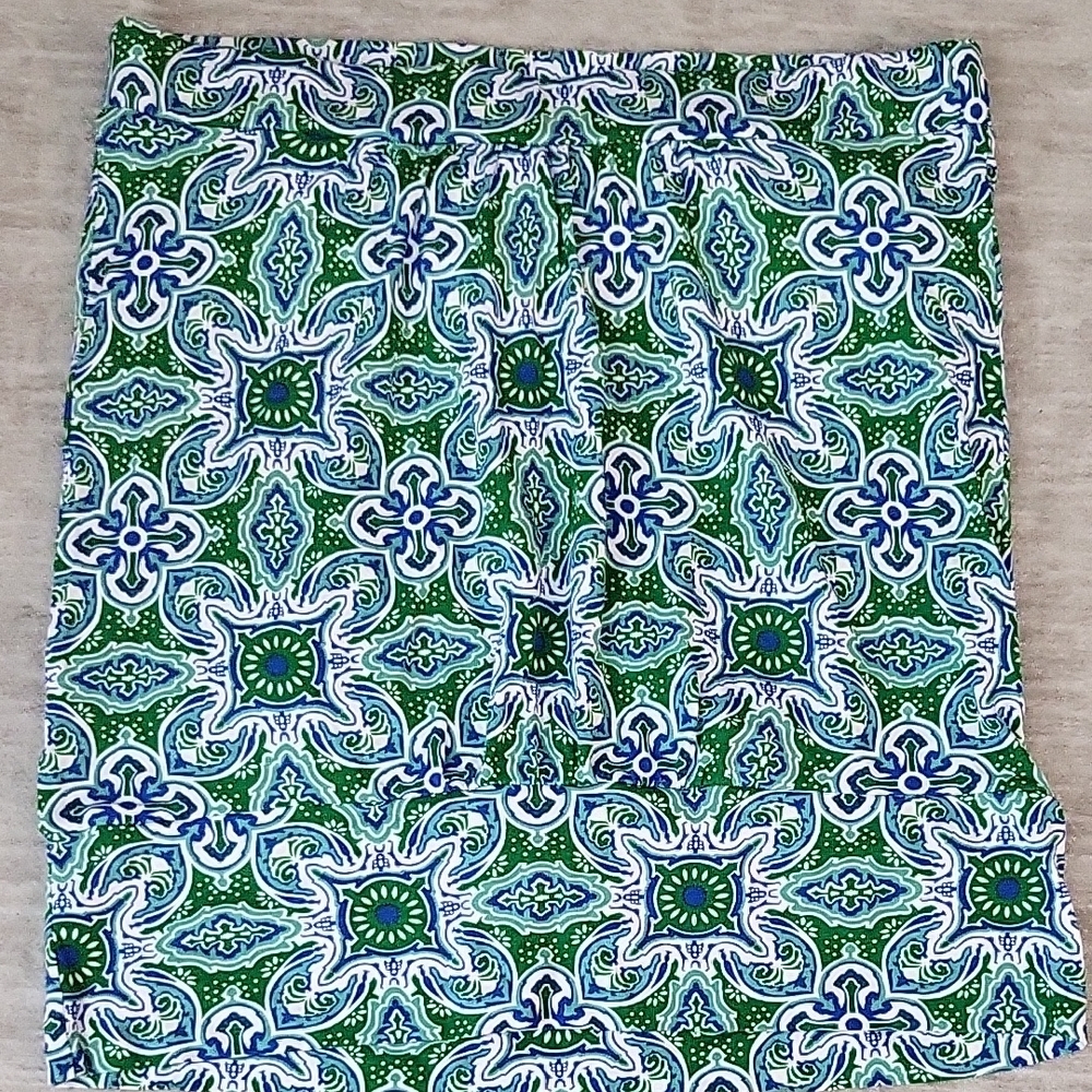 Old Navy Green and Blue Patterned Top - Picture 4 of 4